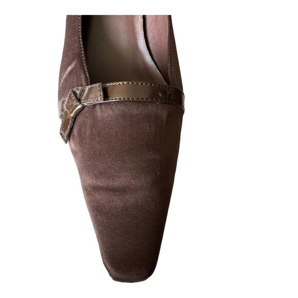 J. Loren Collection vintage brown fabric covered pumps with square toes size 8.5 - Picture 15 of 16